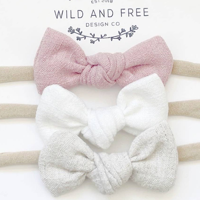 Neutral linen baby bow set