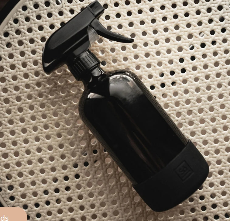 So Luxury - Recycled Glass Refillable Spray Bottle