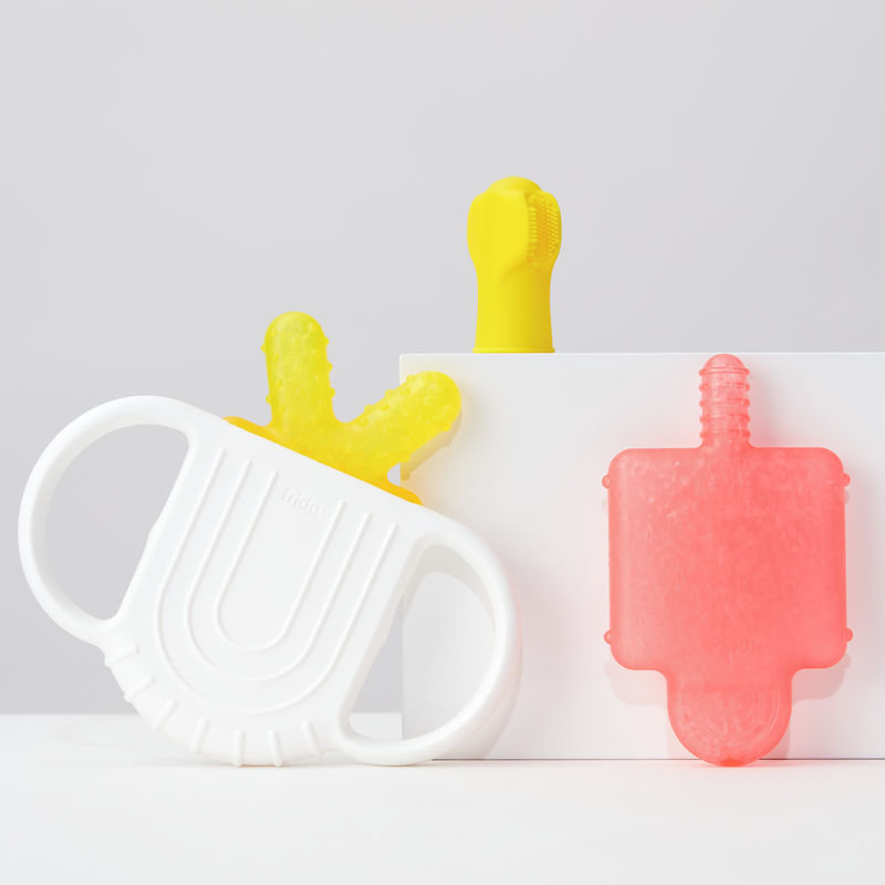 Frida Baby Not-Too-Cold-To-Hold Teether