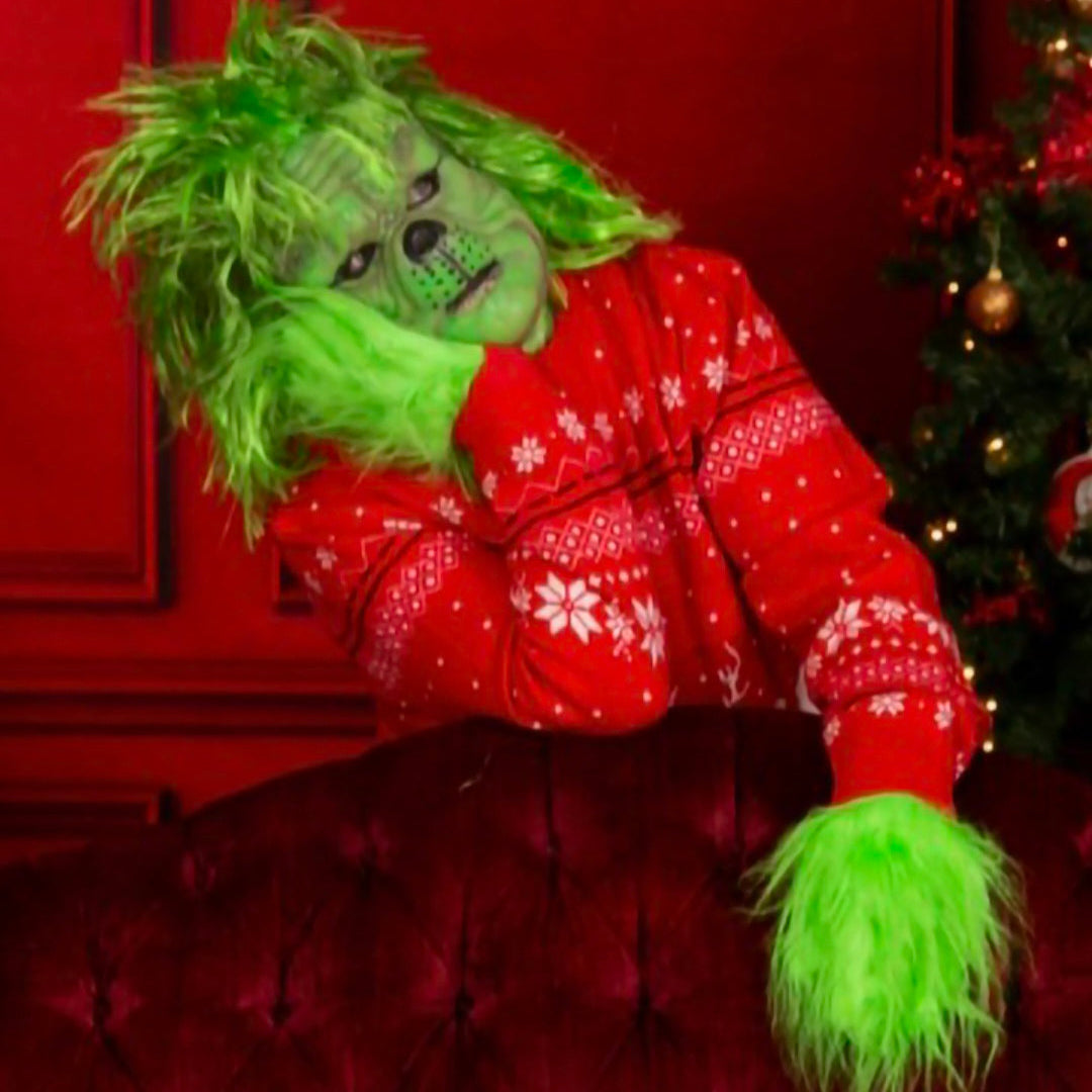 Grumpy Green Guy Photos with S.Smart Photography - November 8th
