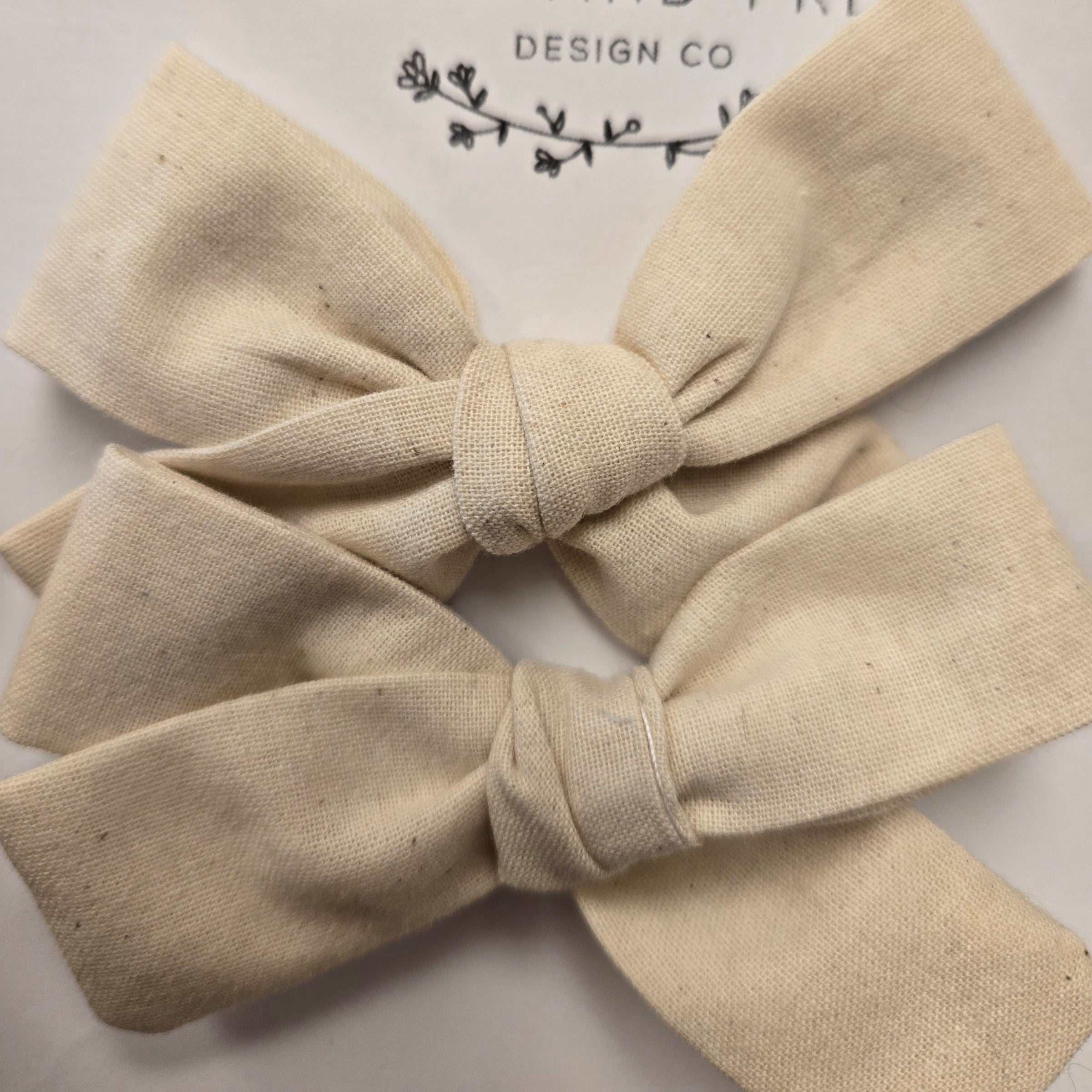 Neutral Pigtail Bow Sets