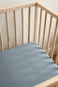 Crepe standard crib sheet - Billy blue