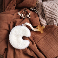 Moon-shaped pacifier clip