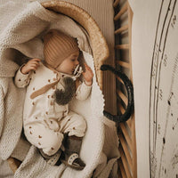 Moon-shaped pacifier clip