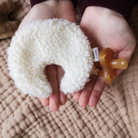 Moon-shaped pacifier clip