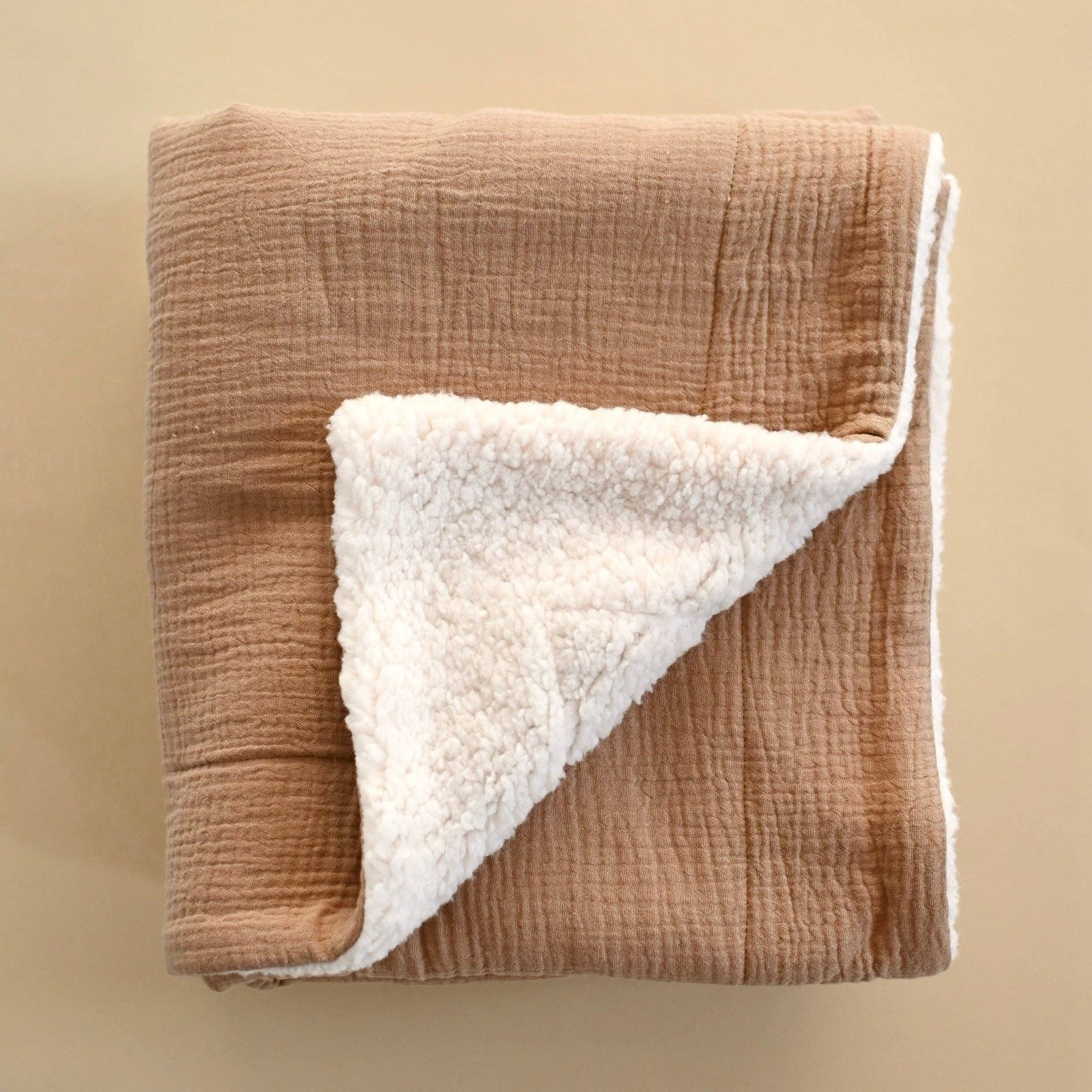 Minika Muslin & Sherpa Blanket - Caramel