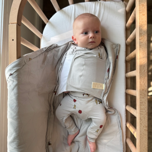 günamüna - Swaddle Sleep Sack Duvet Bamboo Pooh (1 TOG)