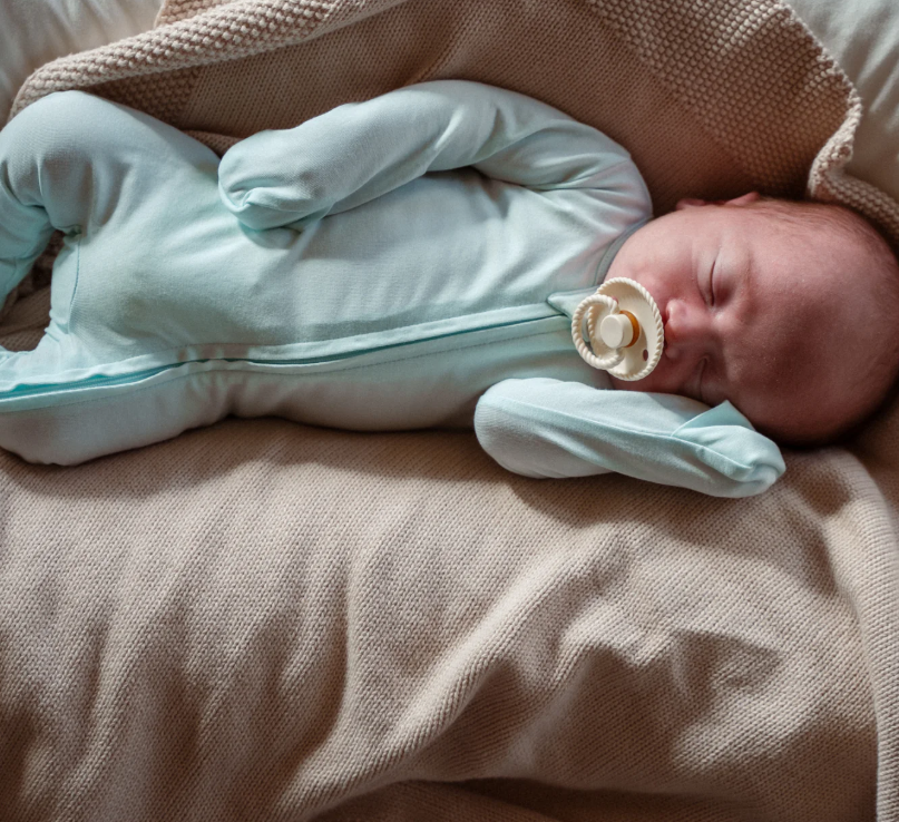PIP + PHEE - Cotton Blanket