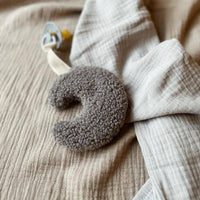 Moon-shaped pacifier clip