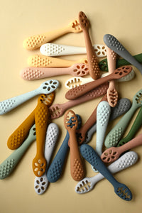 Learning spoons - Ice