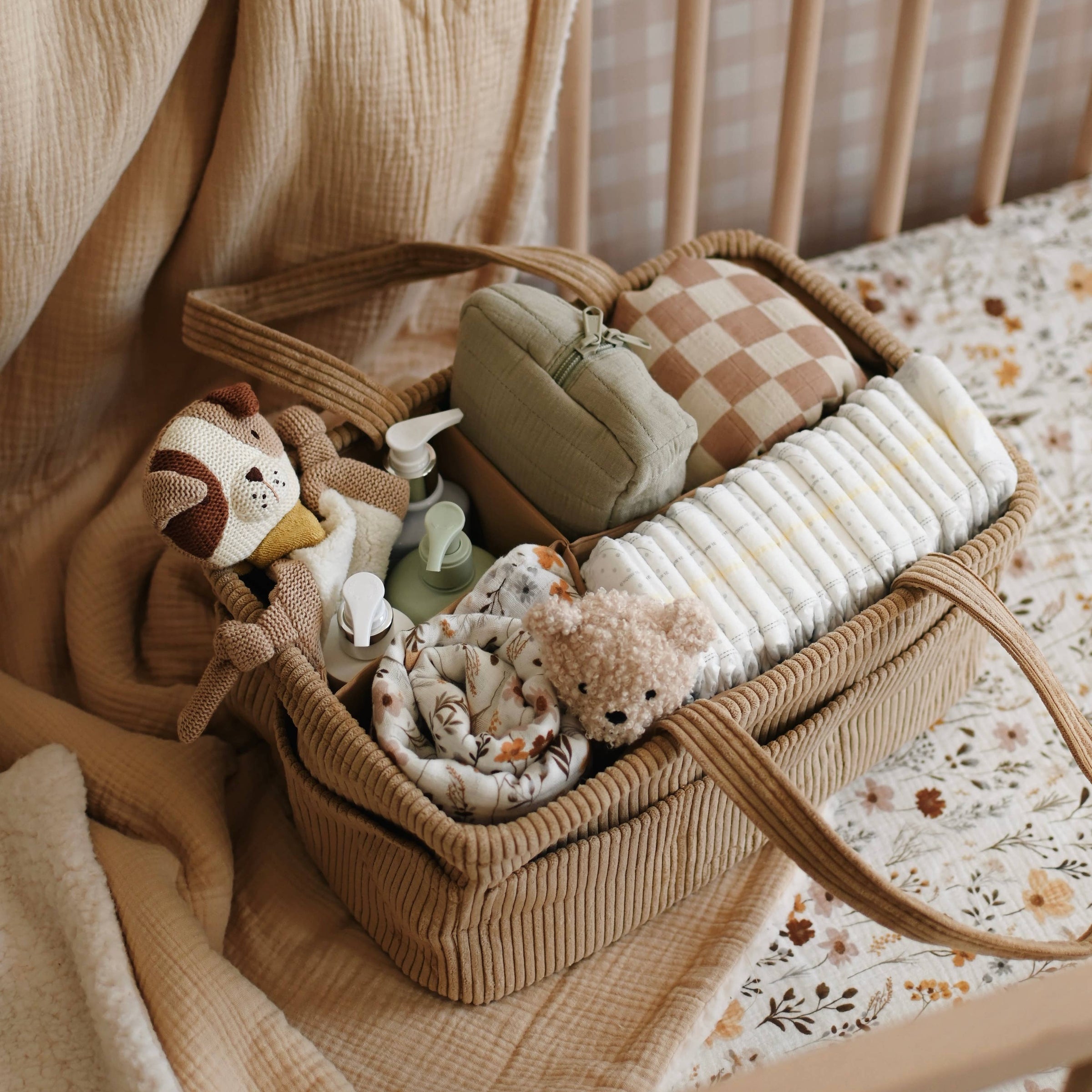 Diaper caddy - Almond