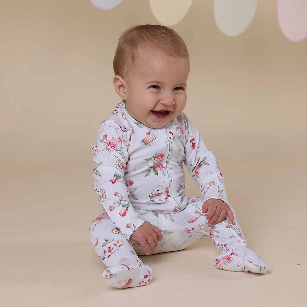 Snuggle Hunny- White Rabbit Organic Snuggle Sleepsuit Zip Footie