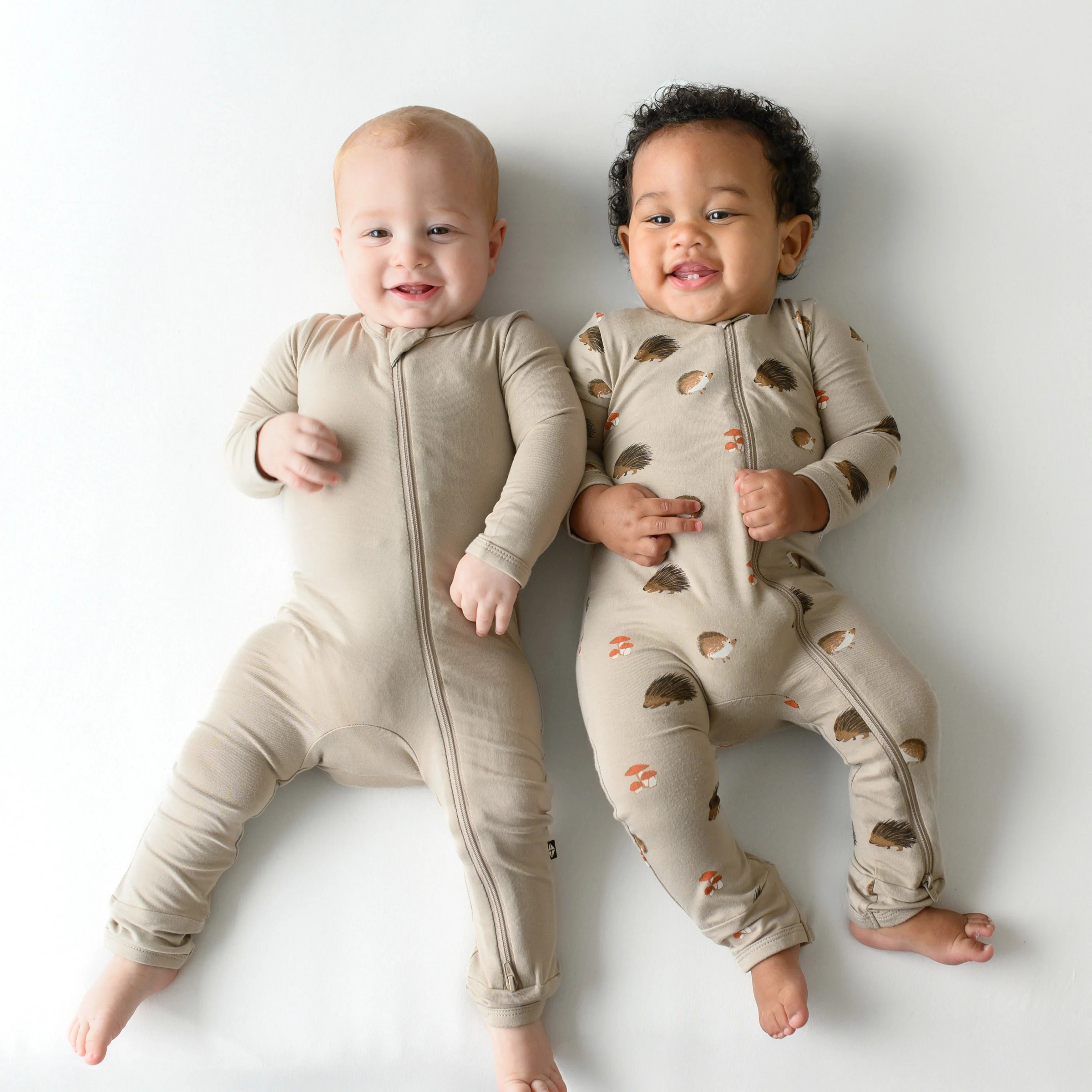 Kyte Baby - Zippered Romper Winter Colors