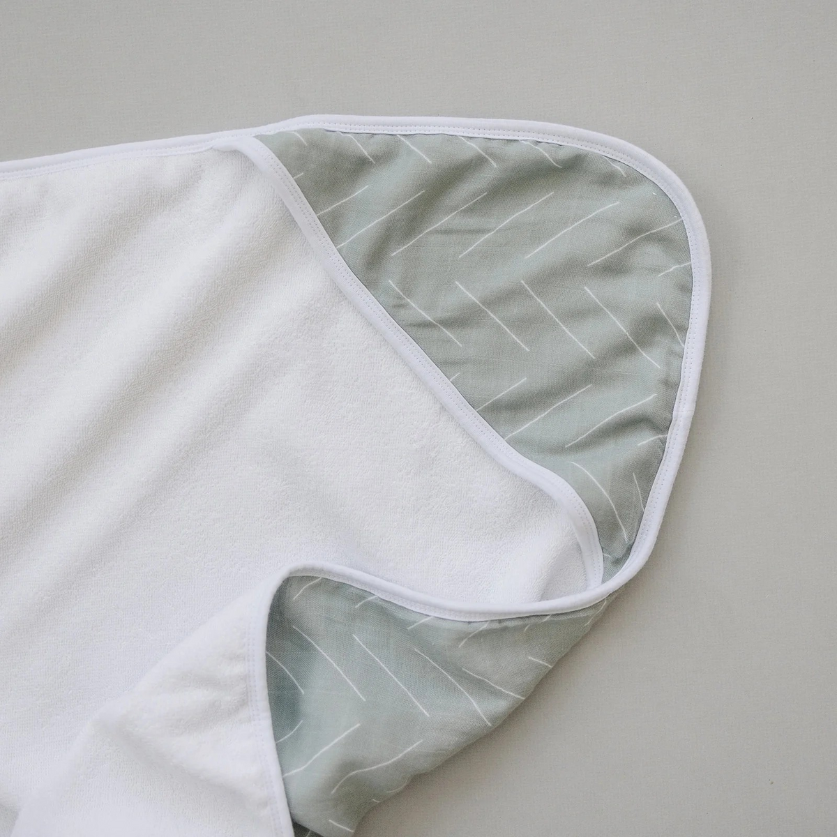 Mebie Baby Muslin Hooded Towel