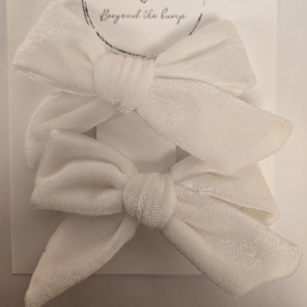 BTB - Velvet Bow Clip