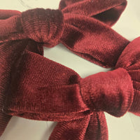 BTB - Velvet Bow Clip